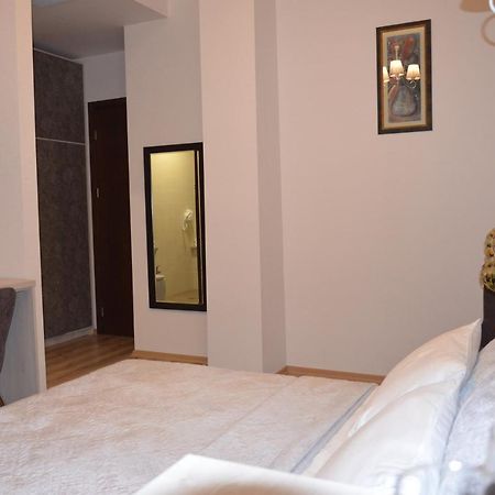 Hotel Griboedov Tiflis Dış mekan fotoğraf
