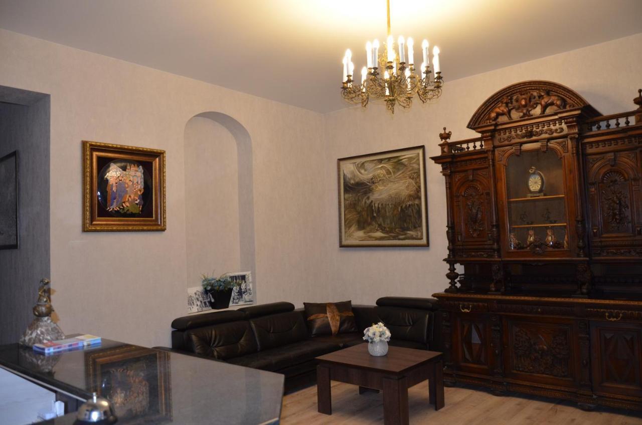 Hotel Griboedov Tiflis Dış mekan fotoğraf