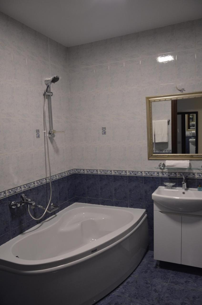 Hotel Griboedov Tiflis Dış mekan fotoğraf