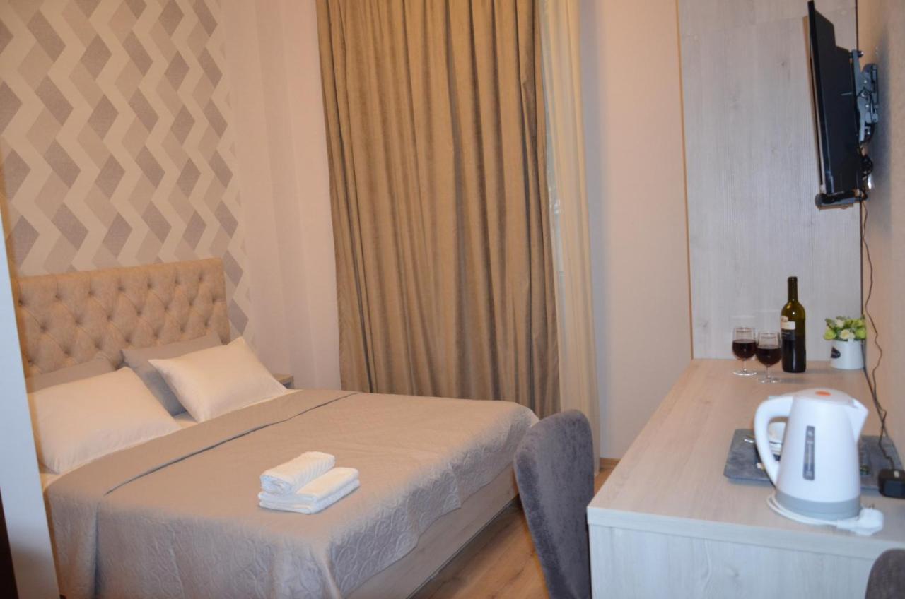 Hotel Griboedov Tiflis Dış mekan fotoğraf